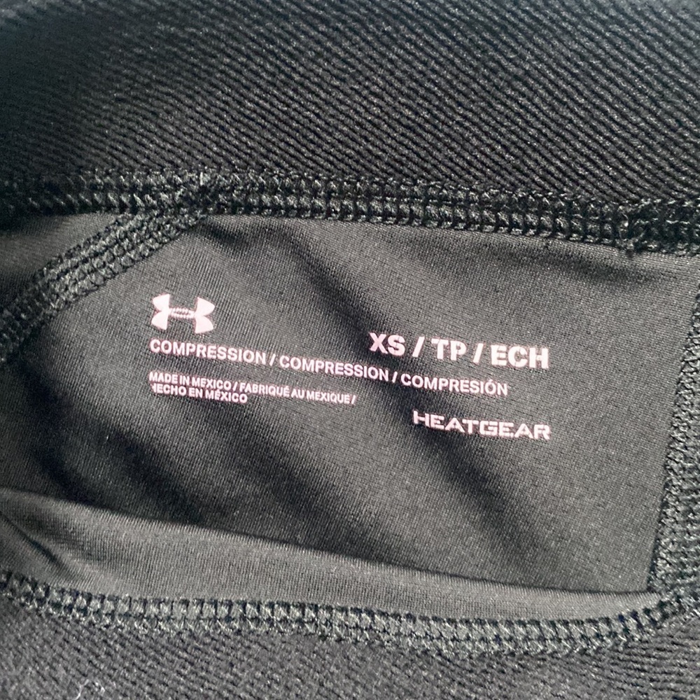 Shorts - Picture 2 of 3